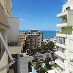 Huge Terrace With Sea View דירה
