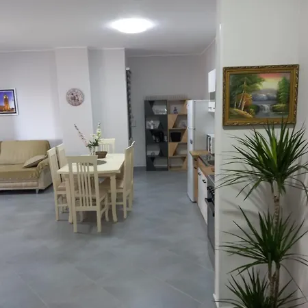 Apartament Huge Terrace With Sea View Durrës